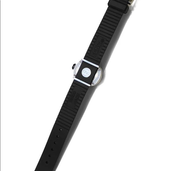 Fendi Green Bubble Watch-COLLECTOR ITEM - Picture 5 of 5